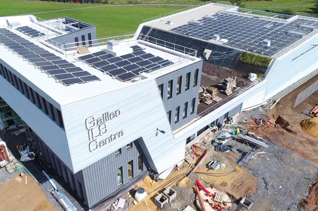 Fotovoltaïsch bedrijf-1024x680